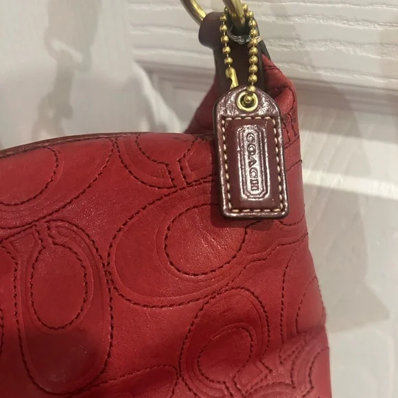 Red Coach Signature-Pattern Shoulder Bag - Picture 4 of 6